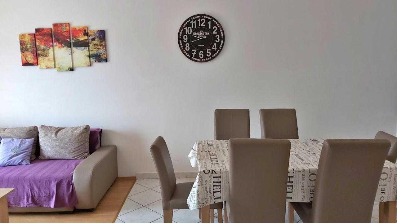 Apartments Zvone Omis Exterior photo