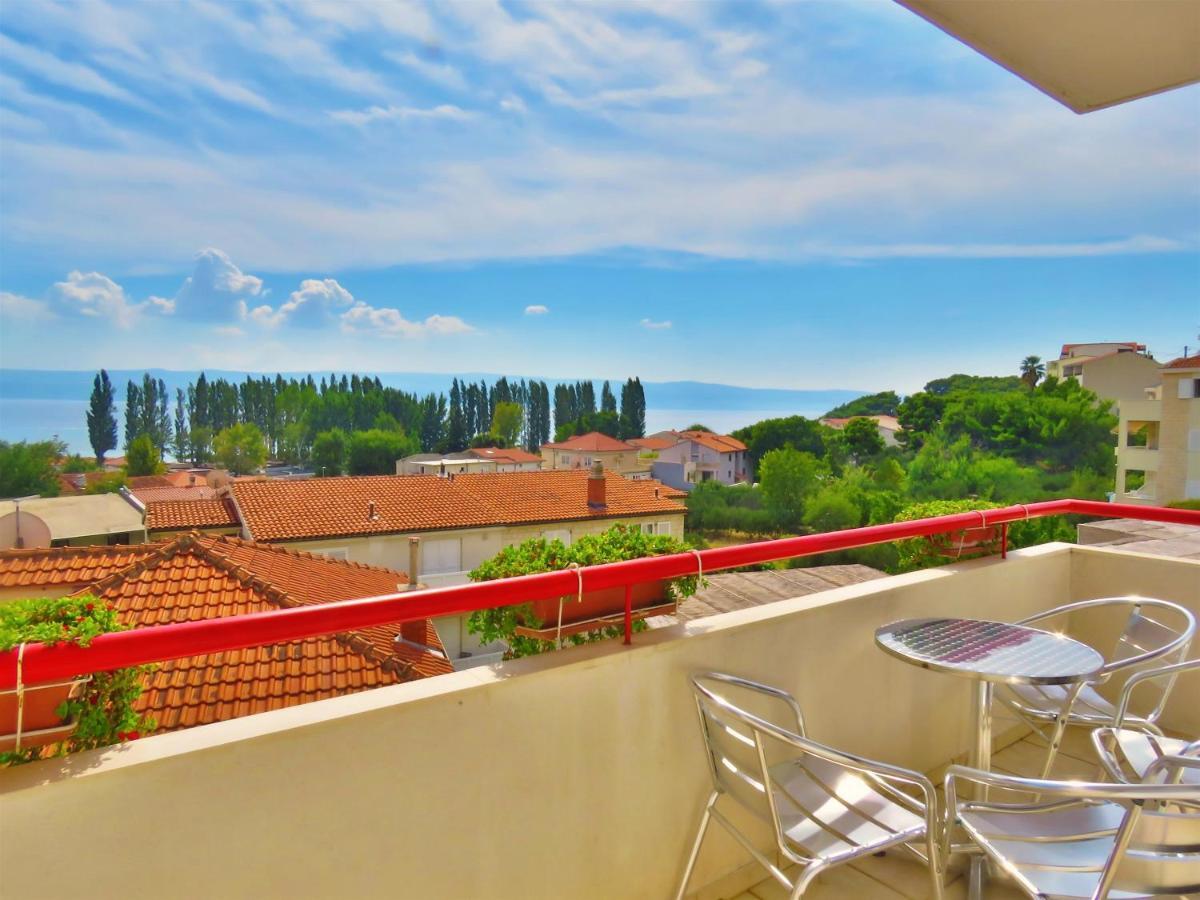 Apartments Zvone Omis Exterior photo